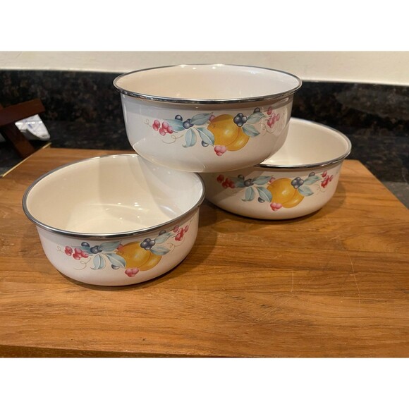 Vintage Enamelware Corelle abundance Mixing/Nesting Bowls - Picture 2 of 8